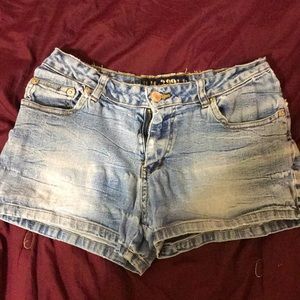 Size:5 denim shorts